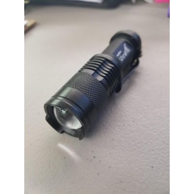 Ultra Fire Cree Q5 100 Lumen Flashlight